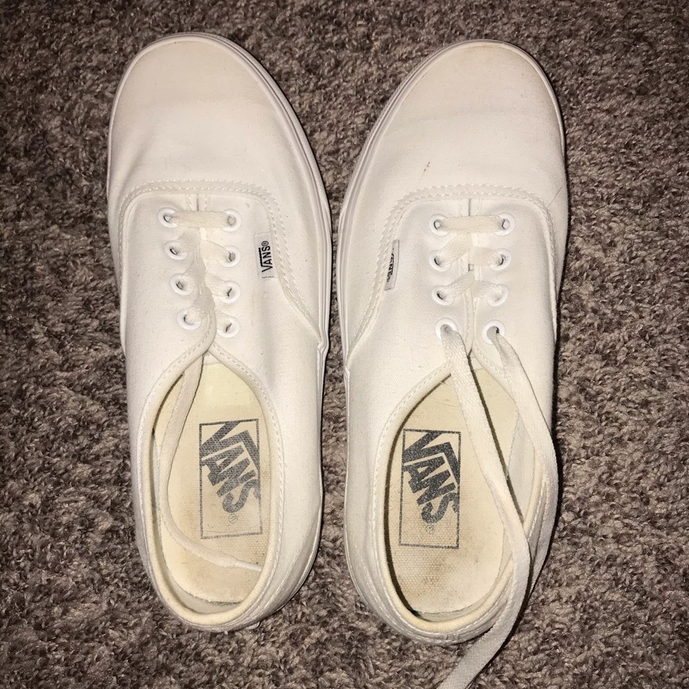 WHITE VANS SHOES